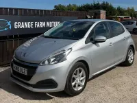 Used Peugeot 208 Active 73 HP (53 kW) 2015 Silver Hatchback