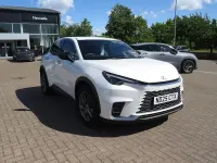 Used Lexus LBX 136 HP (100 kW) 2025 White SUV