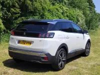 Used Peugeot 3008 Premium 129 HP (94 kW) 2022 White SUV