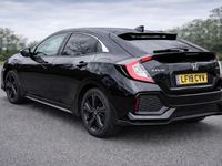 Begagnad Honda Civic SR 126 HK (92 kW) 2019 Svart Halvkombi