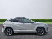 Usado Hyundai Kona N Line 141 HP (103 kW) 2024 Cinzento SUV