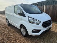 Used Ford Transit Custom Limited 130 HP (95 kW) 2022 White Van
