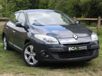 Usado Renault Mégane Dynamique 110 HP (80 kW) 2011 Cinzento Citadino
