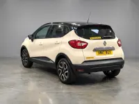Used Renault Captur Dynamique 90 HP (66 kW) 2017 White SUV