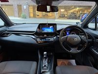 Used Toyota C-HR 2018 Blue SUV