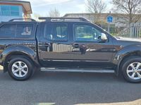 Used Nissan Navara Tekna 190 HP (139 kW) 2015 Black Pickup