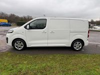 Used Vauxhall Vivaro Elite 100 kW (136 HP) 2021 White MPV