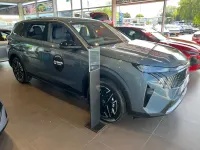New Peugeot 5008 Allure 2026 Ingaro blue SUV