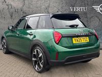 Used Mini Cooper Exclusive 150 kW (204 HP) 2025 Hatchback