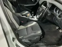 Used Volvo S60 R-Design 163 HP (119 kW) 2011 White Sedan