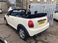 Begagnad Mini Cooper Cabriolet 2018 Vit Cab