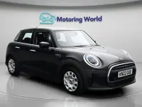 Used Mini ONE Classic 102 HP (75 kW) 2022 Black Hatchback
