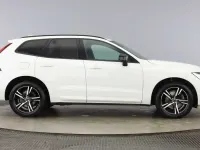 Used Volvo XC60 R-Design 247 HP (181 kW) 2022 SUV