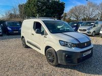 Used Peugeot Partner 2019 White MPV