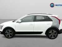 Used Kia Niro 182 HP (133 kW) 2023 White SUV