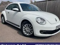 Used VW Beetle S 105 HP (77 kW) 2015 White Hatchback
