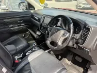Used Mitsubishi Outlander P-HEV 203 HP (149 kW) 2016 Estate