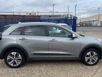 Usado Kia e-Niro 150 kW (204 HP) 2022 SUV