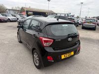 Used Hyundai i10 Premium 87 HP (63 kW) 2014 Black Hatchback