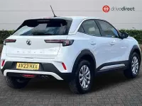 Second-hand Vauxhall Mokka Design Edition 136 CP (100 kW) 2023 Alb SUV