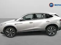 Używany MG HS Trophy 224 KM (164 kW) 2025 Srebrny SUV