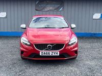 Used Volvo V40 R-Design Pro 120 HP (88 kW) 2016 Red Hatchback