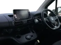 Used Vauxhall Combo 131 HP (96 kW) 2020 Blue MPV