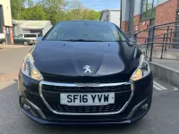 Second-hand Peugeot 208 Allure 2016 Albastru Hatchback