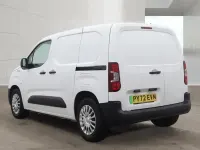 Used Toyota Proace 50 kW (68 HP) 2022 White MPV