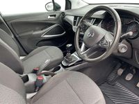 Used Vauxhall Crossland Design Edition 108 HP (79 kW) 2022 White SUV