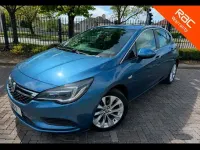 Used Vauxhall Astra Design Edition 105 HP (77 kW) 2017 Blue Hatchback