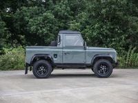 Used Land Rover Defender 90 HP (66 kW) 1988 White SUV