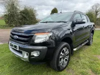 Käytetty Ford Ranger Wildtrack 200 HP (147 kW) 2015 Musta Nouto