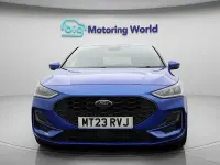 Second-hand Ford Focus ST-Line 125 CP (91 kW) 2023 Albastru Hatchback