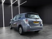 Used Toyota Verso 132 HP (97 kW) 2011 Blue MPV