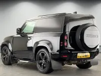 Usado Land Rover Defender HSE Dynamic 2023 Negro SUV