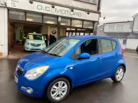 Używany Vauxhall Agila 94 KM (69 kW) 2012 Niebieski Minivan