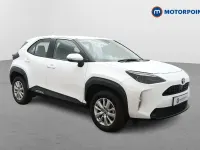 Used Toyota Yaris Hybrid 2023 White Estate