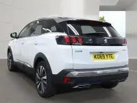 Used Peugeot 3008 Premium 130 HP (95 kW) 2020 White SUV