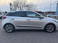 Used Hyundai i20 Premium 120 HP (88 kW) 2016 Silver Hatchback