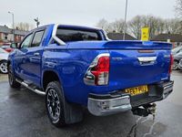 used Toyota HiLux 2.4 INVINCIBLE X 4WD D-4D DCB 148 BHP