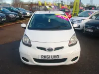 Used Toyota Aygo 68 HP (50 kW) 2011 White Hatchback