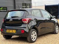 Used Hyundai i10 SE 87 HP (63 kW) 2017 Black Hatchback