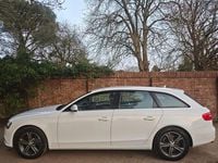 Used Audi A4 Advanced 2015 White Estate