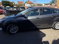 Used Ford Focus Titanium 125 HP (91 kW) 2015 Grey Hatchback