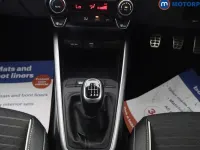 Used Kia Stonic GT-Line 120 HP (88 kW) 2023 White SUV