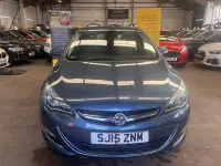 Używany Vauxhall Astra Elite 115 KM (84 kW) 2015 Niebieski Hatchback