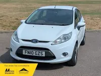 Used Ford Fiesta Zetec 82 HP (60 kW) 2010 White Hatchback