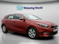 Używany Kia Ceed 120 KM (88 kW) 2021 Czerwony Hatchback