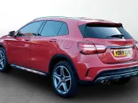 Usado Mercedes GLA200 AMG line 2020 Vermelho SUV